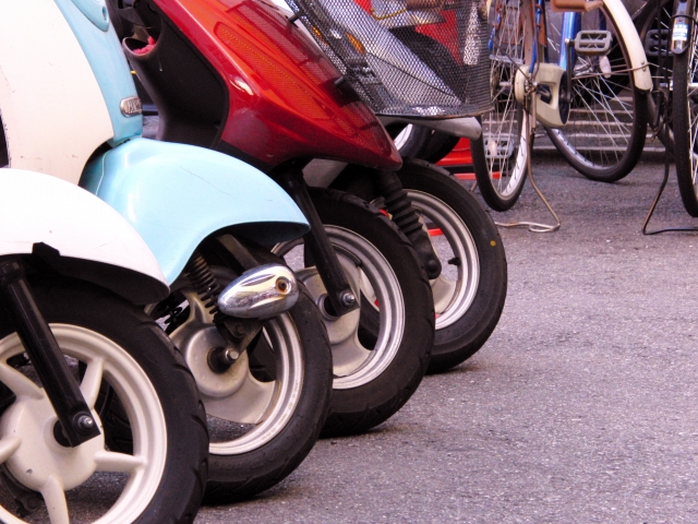 黒いタイヤのイメージ画像