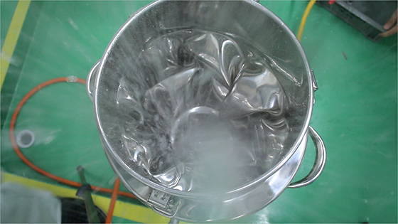 ジャケット破損したジャケットタンク