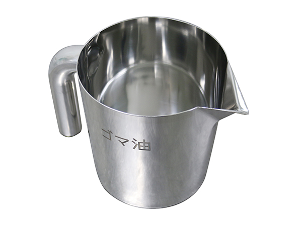 ビーカー側面内容物レーザーマーキング