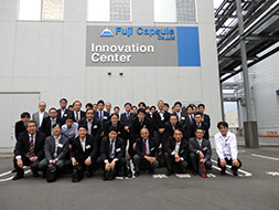 富士カプセル(株)様へ見学に行ってきました。